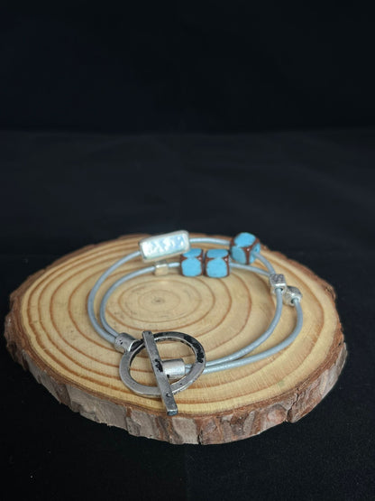 Ceramic bead bracelet in blue & silver